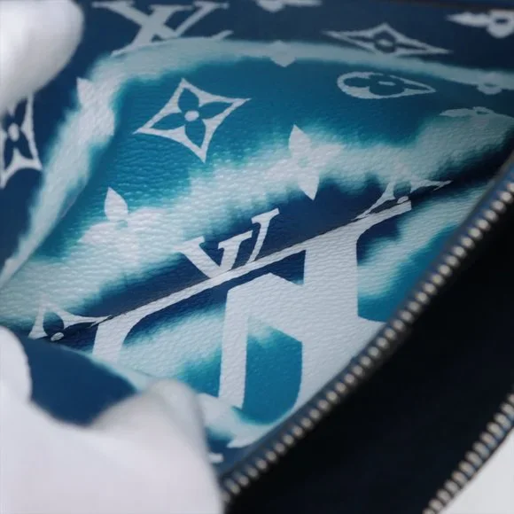 SOLD OUT Louis Vuitton Monogram Giant Escale Double Pochette Zip - Picture 9 of 11